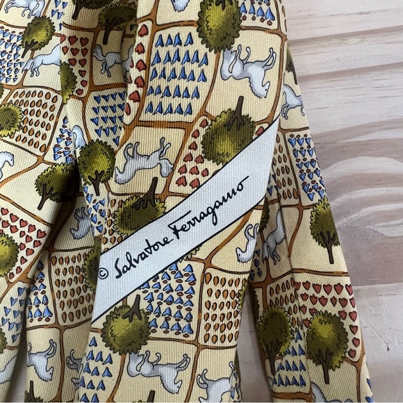*2/$60* Salvatore Ferragamo Yellow Horse and Farm Silk Tie - Picture 4 of 12